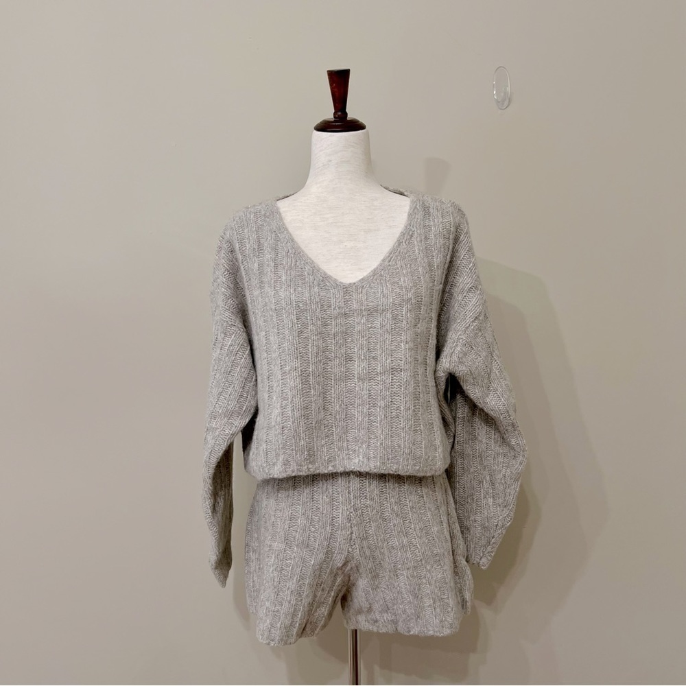 NWOT Zara 2pc. Cable Knit Taupe Set Size M/L​​​